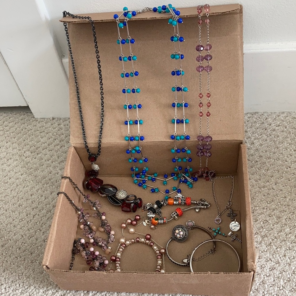 Value Bundle of Jewelry! Reseller’s Bundle 17 pcs